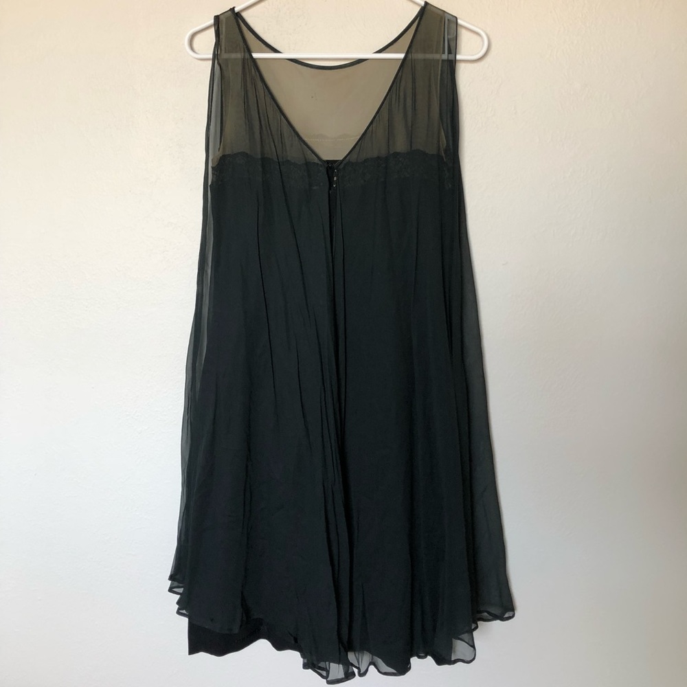 Beautiful Vintage Little Black Dress